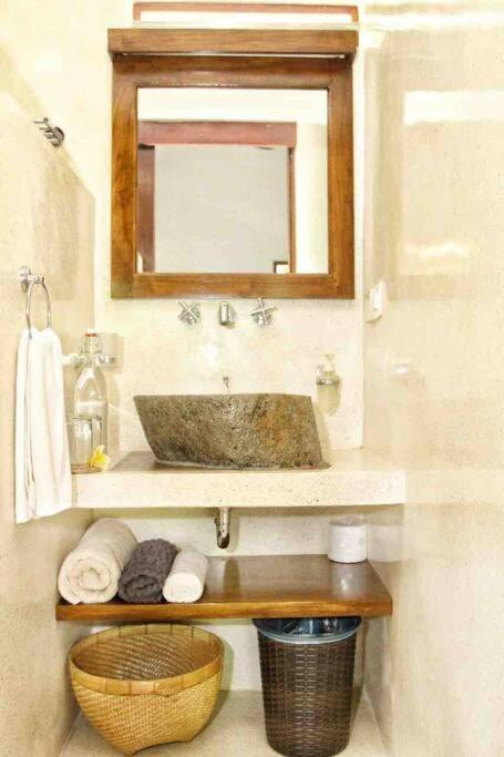 Villa Serene & Spa Mangsit Ngoại thất bức ảnh